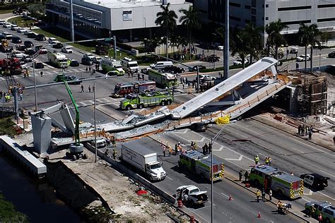 bridge collapsed in florida